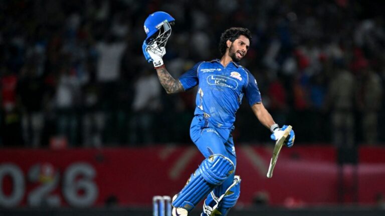 IPL 2026 प्लेऑफ समीकरण: मुंबई इंडियंस की जीत के बाद सीएसके, आरआर, डीसी और केकेआर की स्थिति