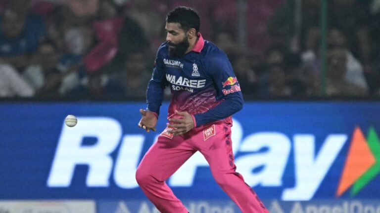 IPL 2026: रविंद्र जडेजा DC vs RR मैच से क्यों बाहर हैं? जानिए पूरी जानकारी
