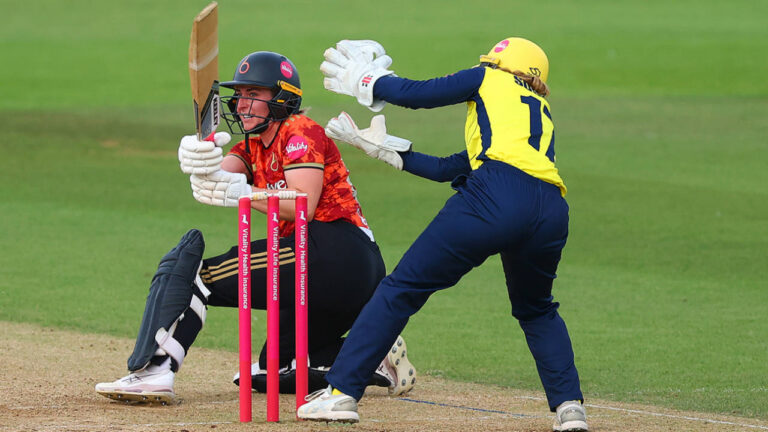 Kelly blazes trail for Blaze after Ballinger snares Bears – द ब्लेज की शानदार जीत: वारविकशायर को हराकर वाइटलिटी ब्लास्ट में दबदबा कायम